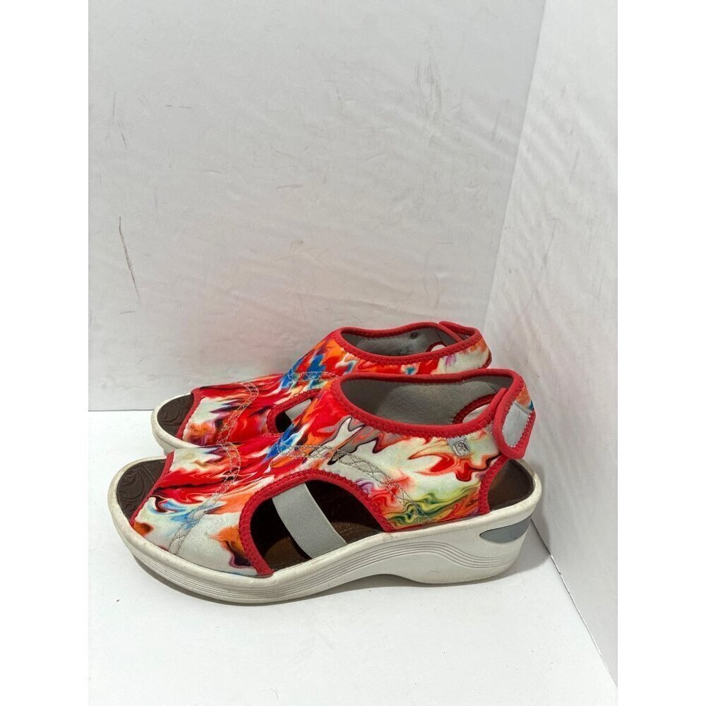 Bezees Sandals Women’s wedge multicolor backstrap size 8 pull on Stretchy casual
